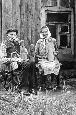 Vladas lasis su žmona janina. Nuotrauka iš Molėtų krašto muziejaus rinkinių